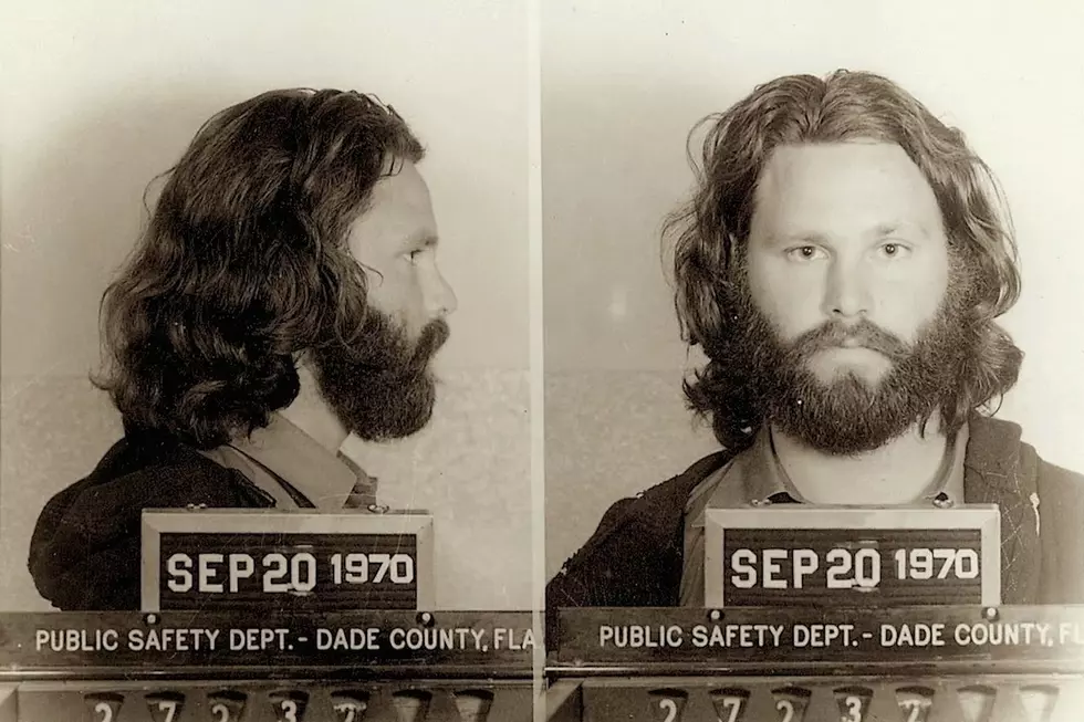 10 legendarische mugshots van rocksterren en de verhalen erachter